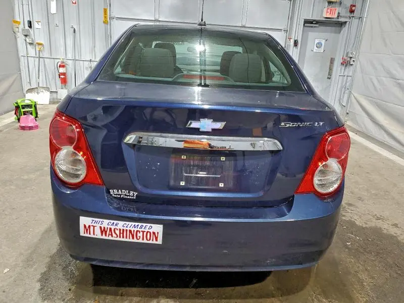 2015 CHEVROLET SONIC LT  