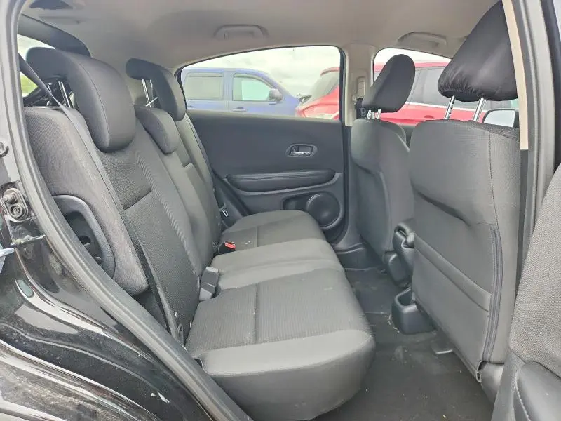2022 HONDA HR-V LX  