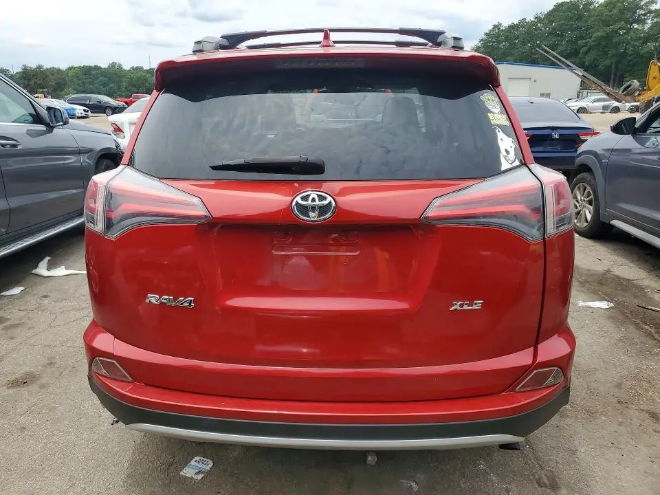 2017 TOYOTA RAV4 XLE  