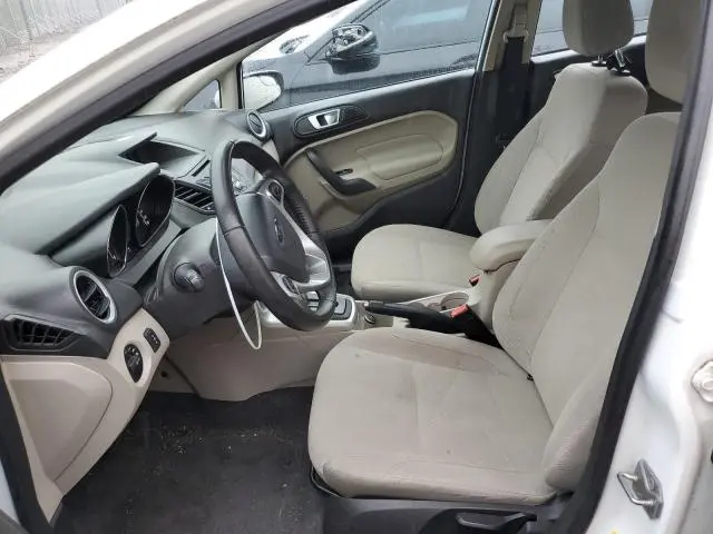 2016 FORD FIESTA SE  