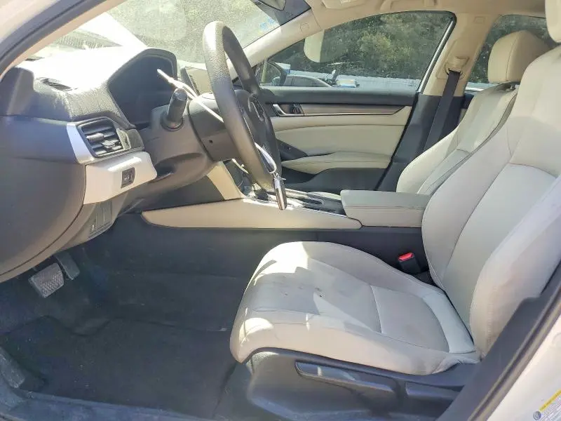 2018 HONDA ACCORD LX  