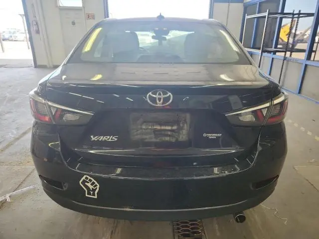 2019 TOYOTA YARIS L  