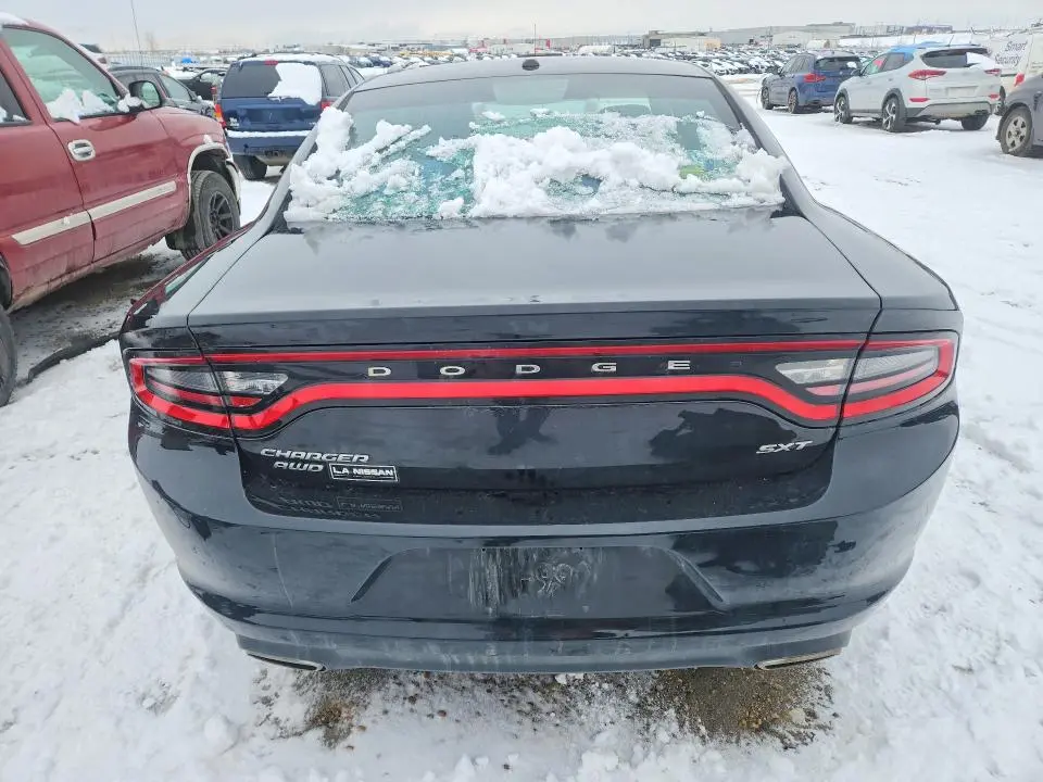 2015 DODGE CHARGER SXT  