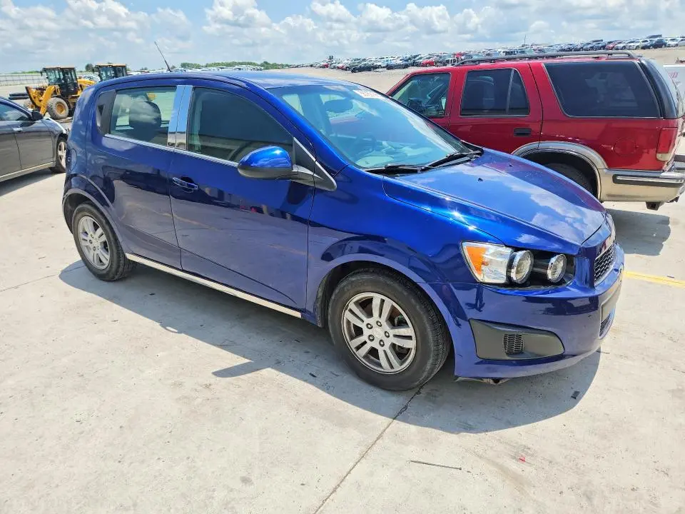 2014 CHEVROLET SONIC LT  