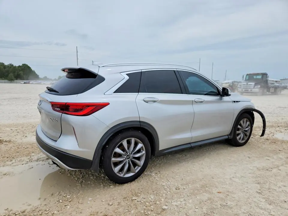 2020 INFINITI QX50 LUXE  