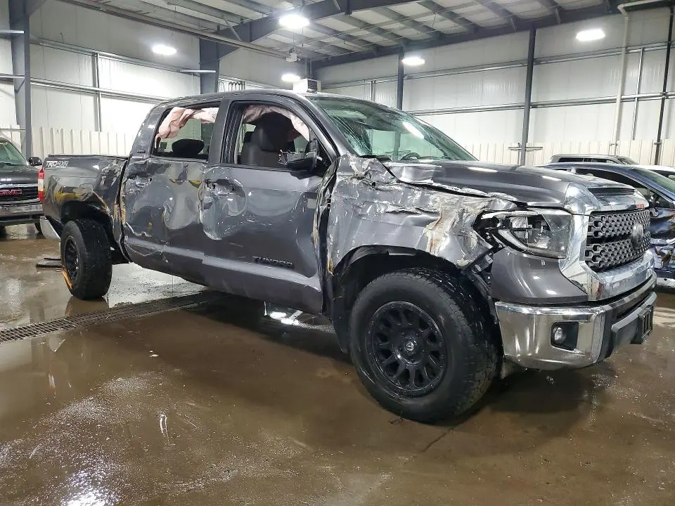 2019 TOYOTA TUNDRA SR5  