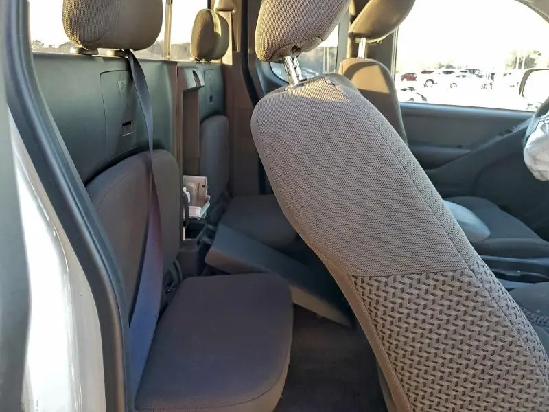 2018 NISSAN FRONTIER S  