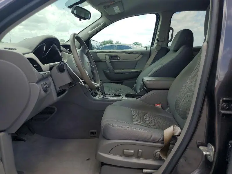 2015 CHEVROLET TRAVERSE LS  