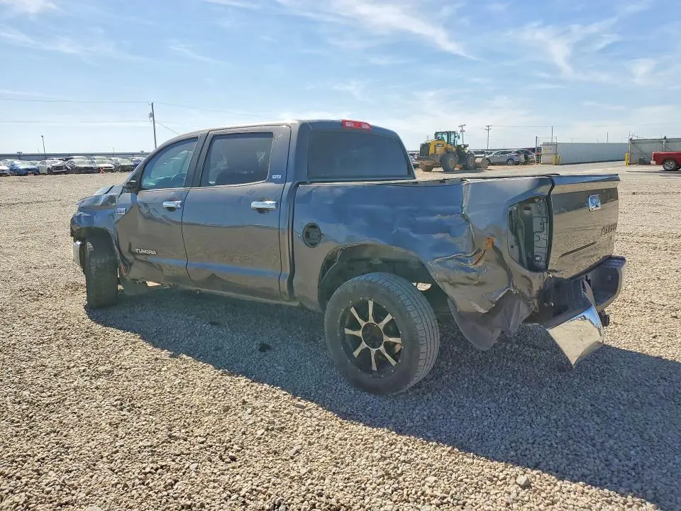 2017 TOYOTA TUNDRA SR5  