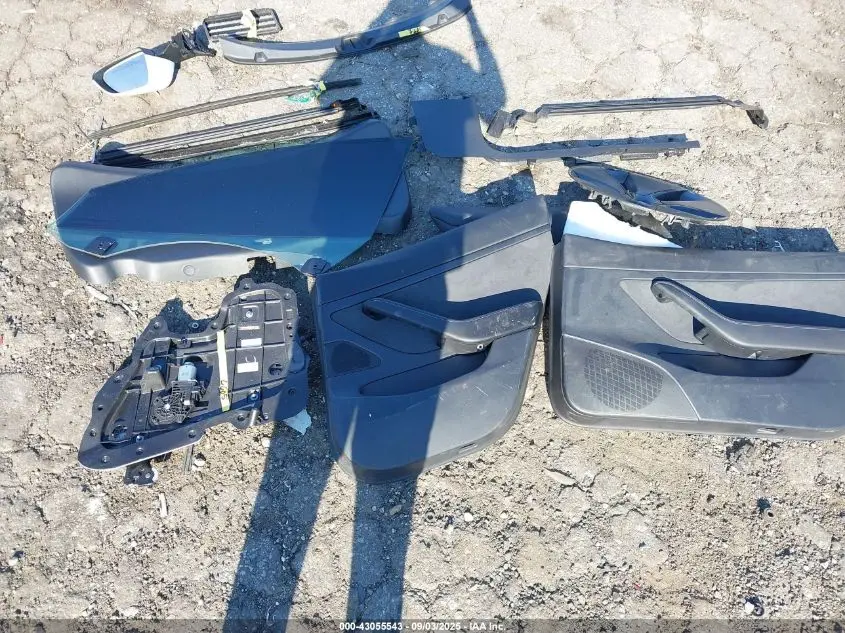 2021 TESLA MODEL 3 STANDARD RANGE PLUS REAR-WHEEL DRIVE