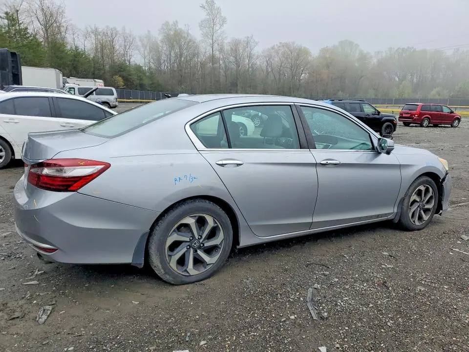 2017 HONDA ACCORD EX  