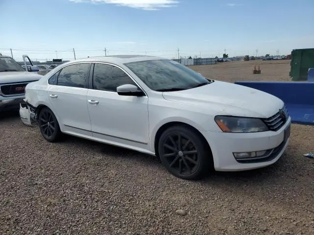 2013 VOLKSWAGEN PASSAT SEL  