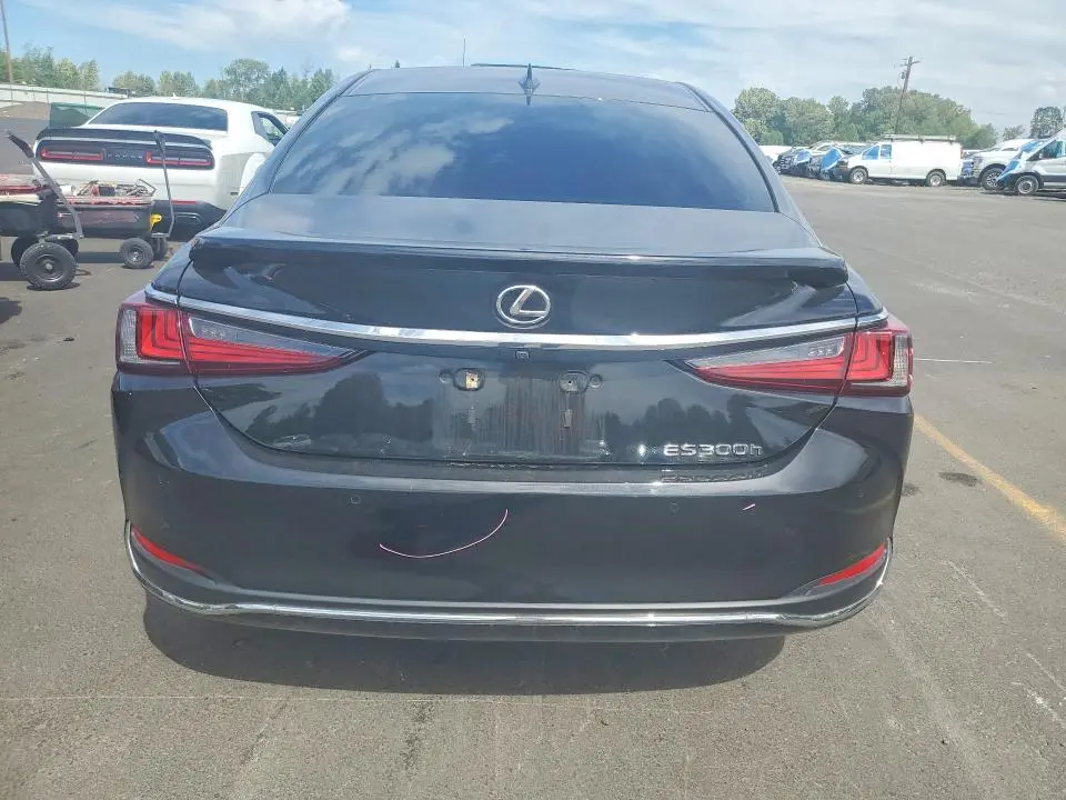 2025 LEXUS ES 300H BASE  