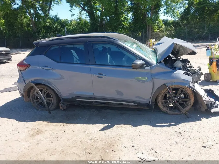 2023 NISSAN KICKS SR XTRONIC CVT