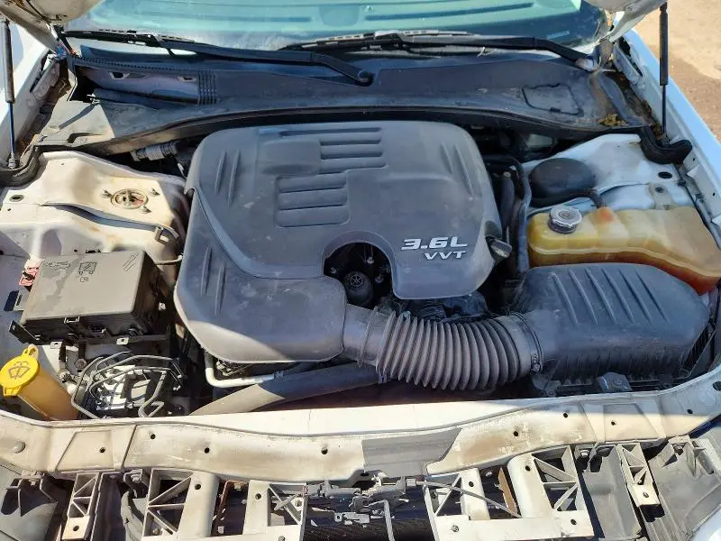 2016 CHRYSLER 300C   