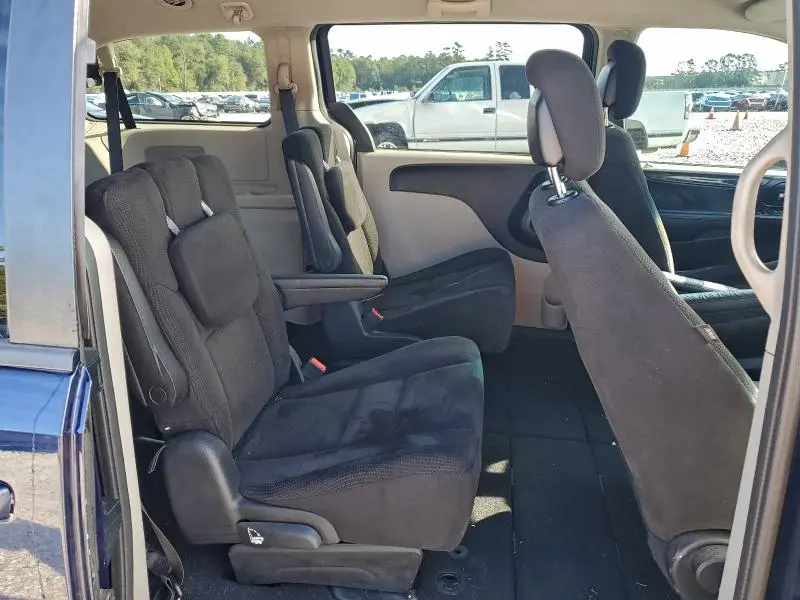 2014 DODGE GRAND CARAVAN SE  