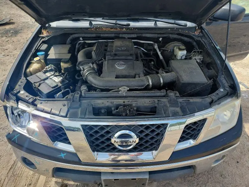 2010 NISSAN FRONTIER SE V6  
