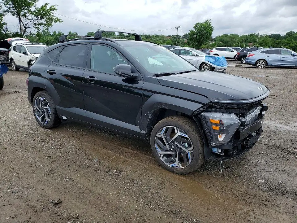 2026 HYUNDAI KONA SEL PREMIUM  