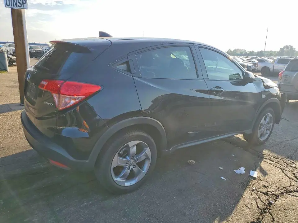 2017 HONDA HR-V LX  