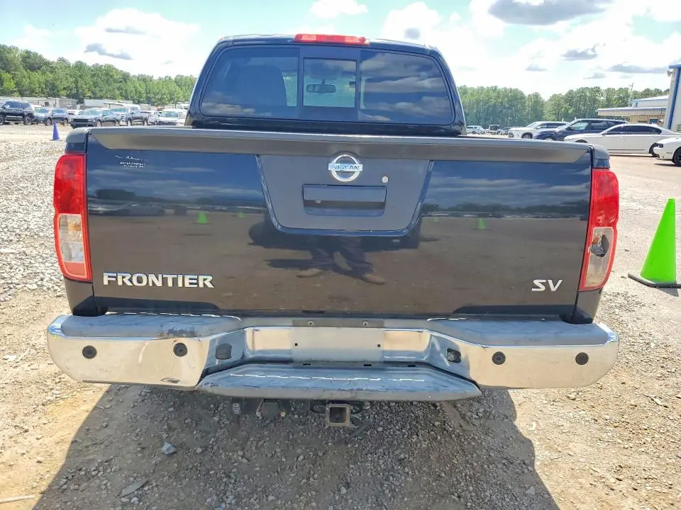 2015 NISSAN FRONTIER S  