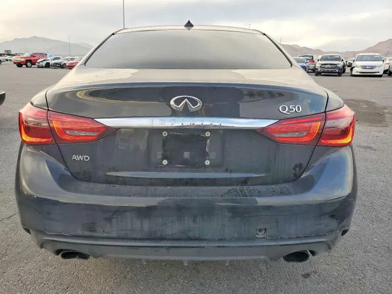 2018 INFINITI Q50 LUXE  
