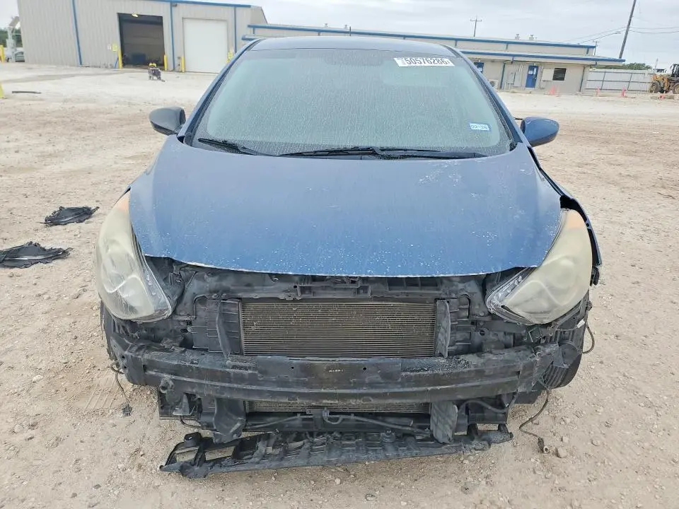 2014 HYUNDAI ELANTRA GT BASE  