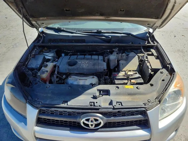 2011 TOYOTA RAV4 BASE  