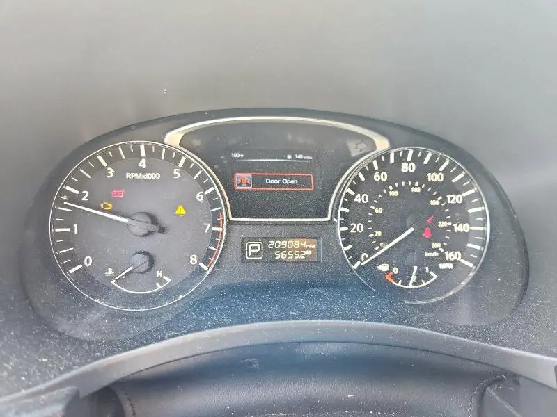 2015 NISSAN PATHFINDER S  