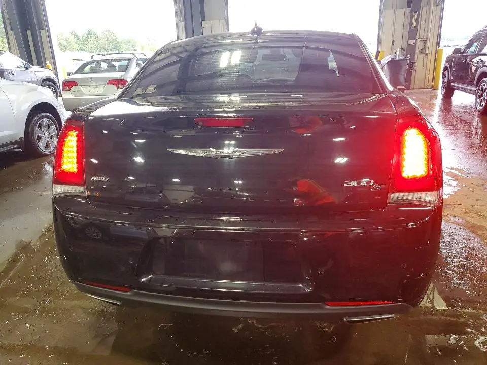 2018 CHRYSLER 300 S  