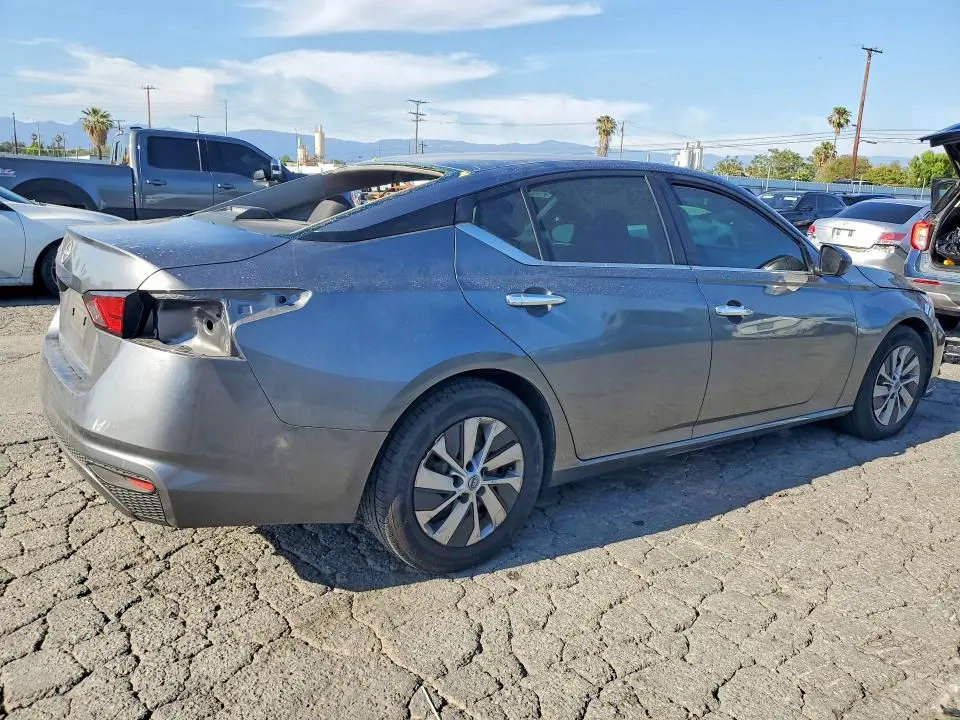 2024 NISSAN ALTIMA S  