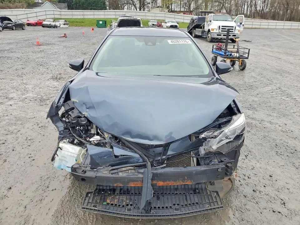 2019 TOYOTA COROLLA SE  
