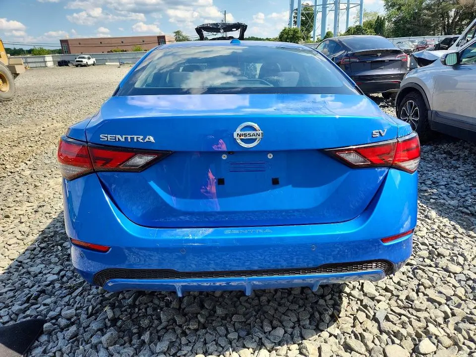 2023 NISSAN SENTRA SV  