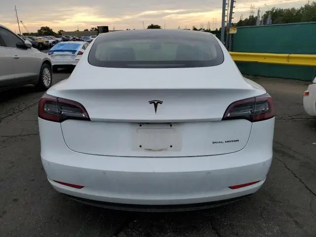 2018 TESLA MODEL 3   