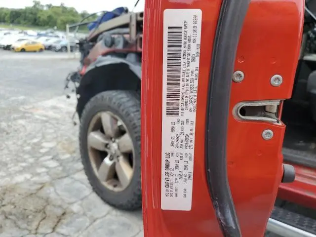 2013 RAM 1500 SLT  