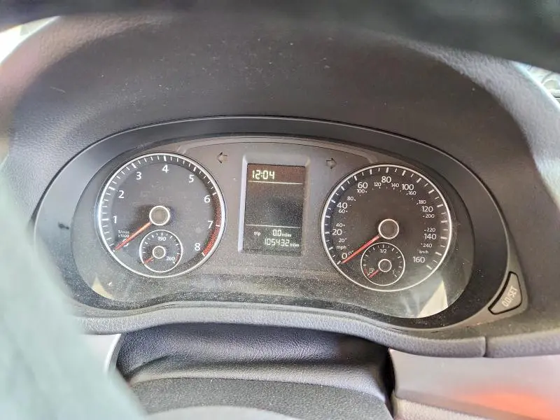 2015 VOLKSWAGEN PASSAT S  