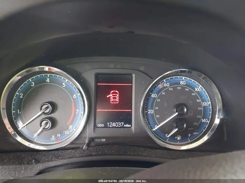 2019 TOYOTA COROLLA LE