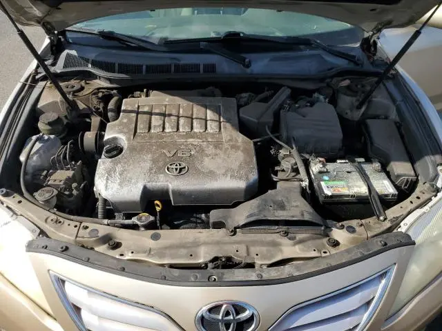 2010 TOYOTA CAMRY SE  