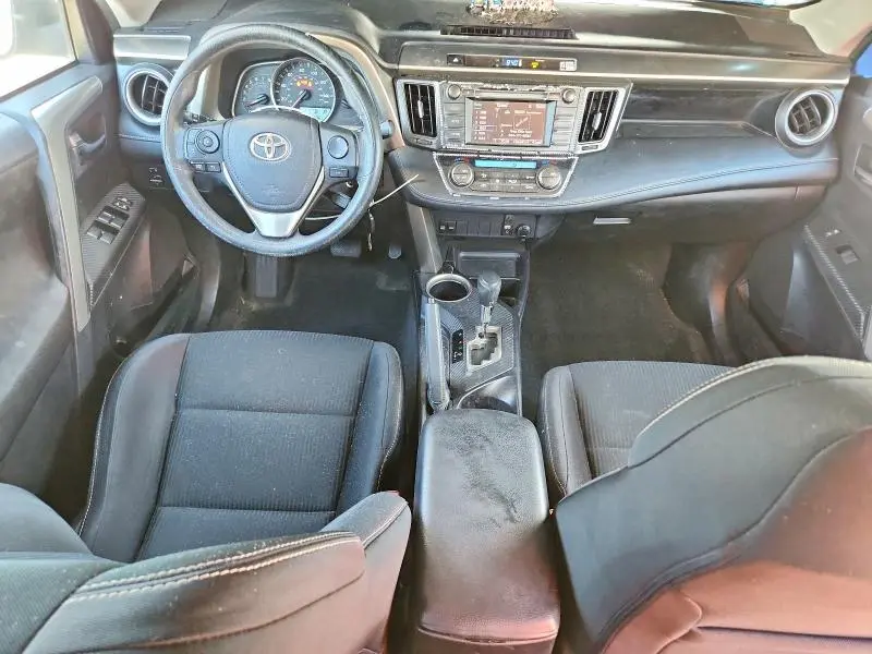 2014 TOYOTA RAV4 XLE  