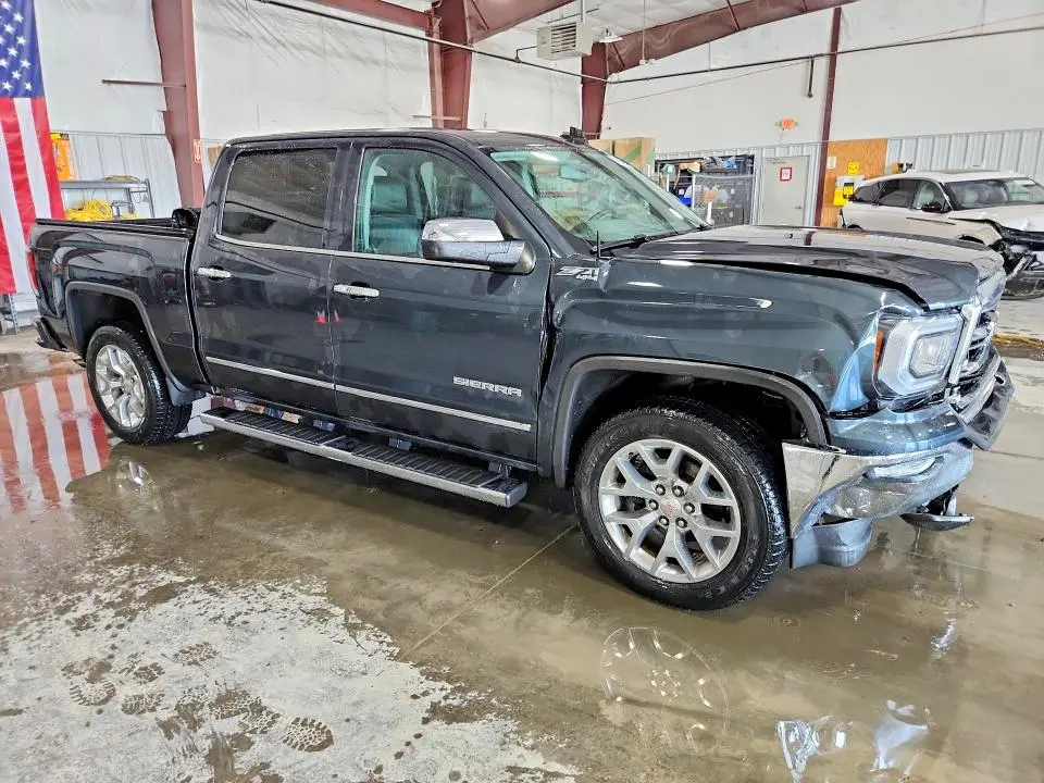 2018 GMC SIERRA K1500 SLT  