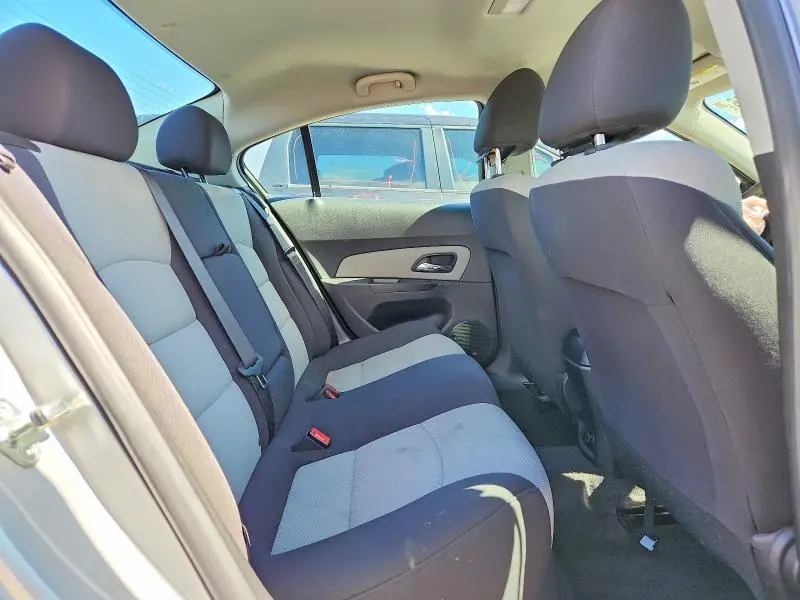 2014 CHEVROLET CRUZE LS  