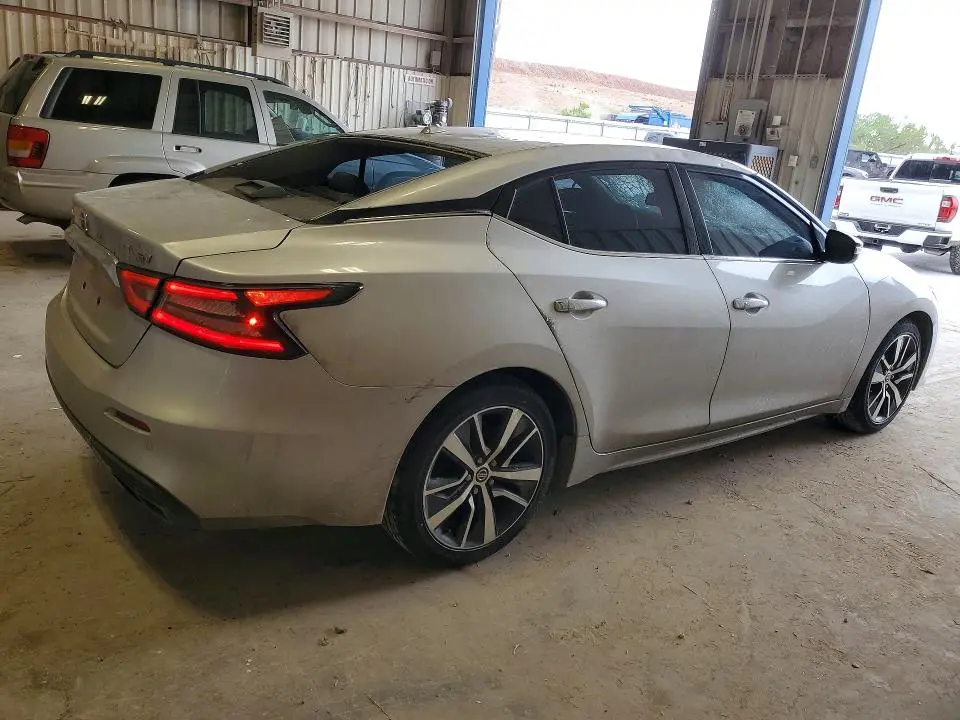 2020 NISSAN MAXIMA SV  