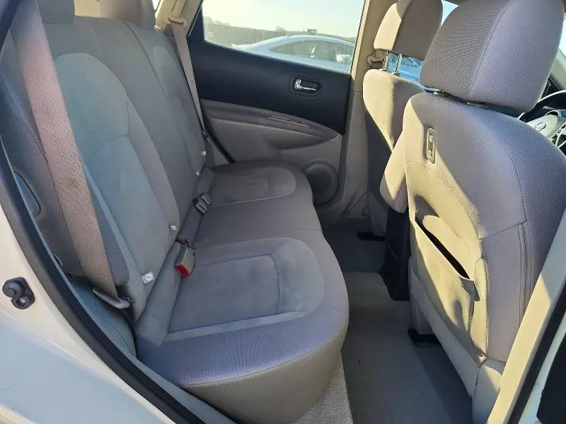 2010 NISSAN ROGUE SL  