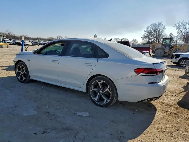2020 VOLKSWAGEN PASSAT R-LINE  