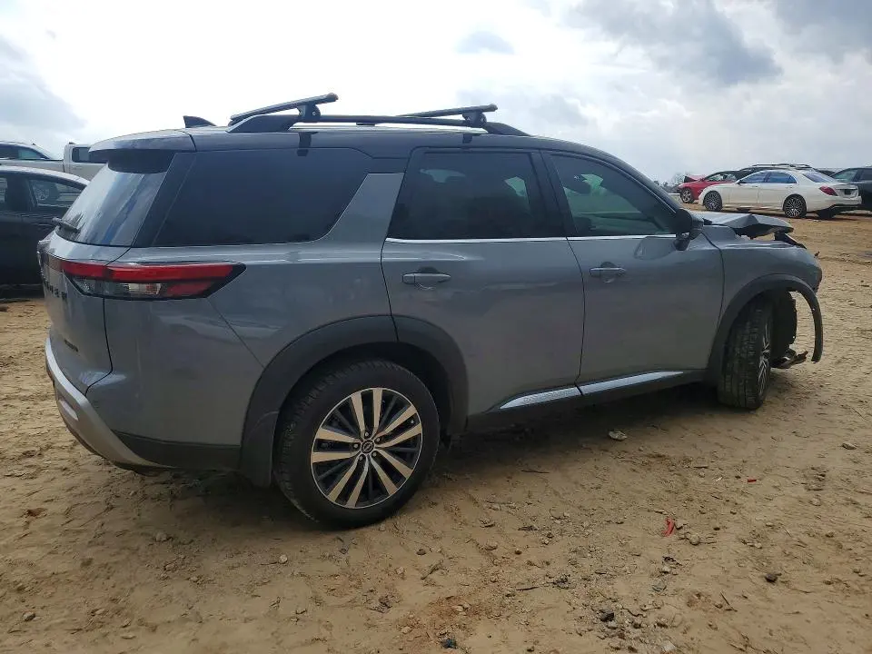 2022 NISSAN PATHFINDER PLATINUM  