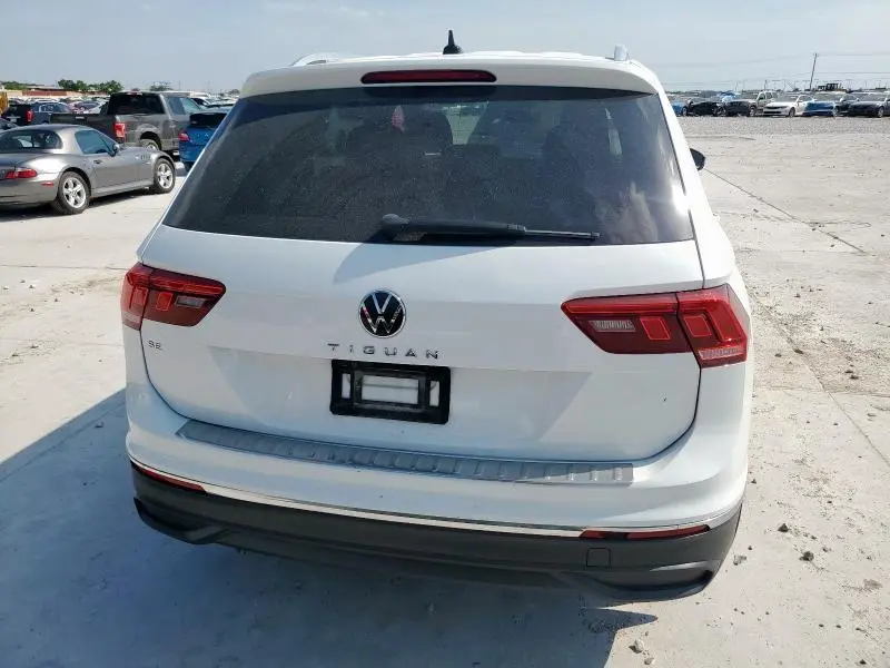 2022 VOLKSWAGEN TIGUAN SE