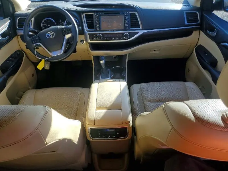 2016 TOYOTA HIGHLANDER LIMITED  