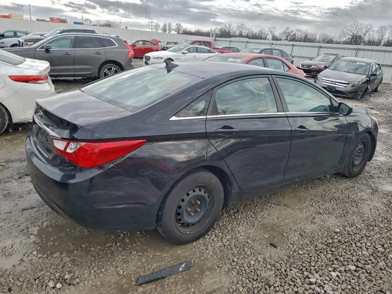 2011 HYUNDAI SONATA GLS  