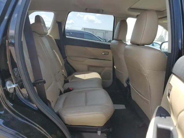 2019 MITSUBISHI OUTLANDER SE