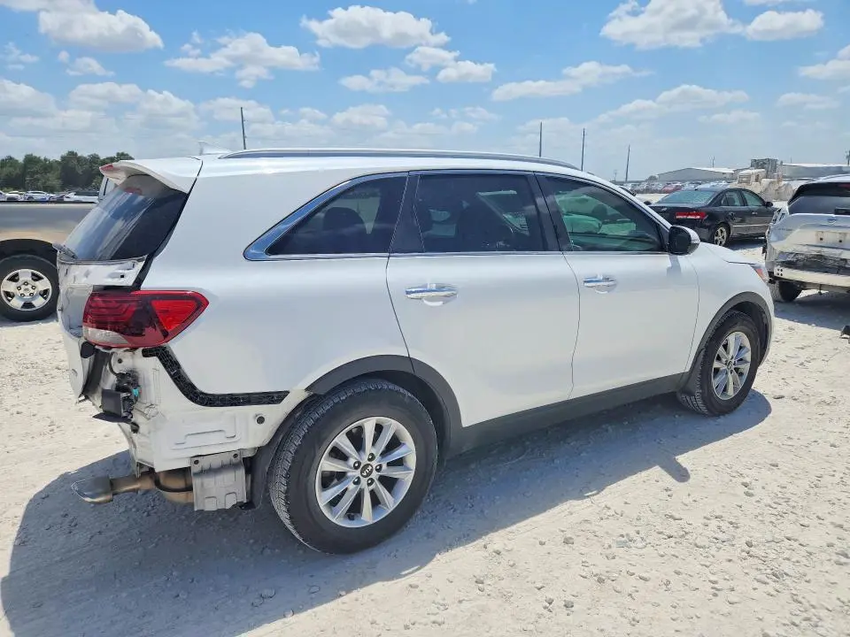 2019 KIA SORENTO LX  
