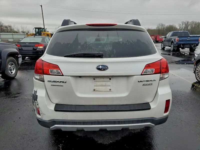 2013 SUBARU OUTBACK 2.5I PREMIUM  